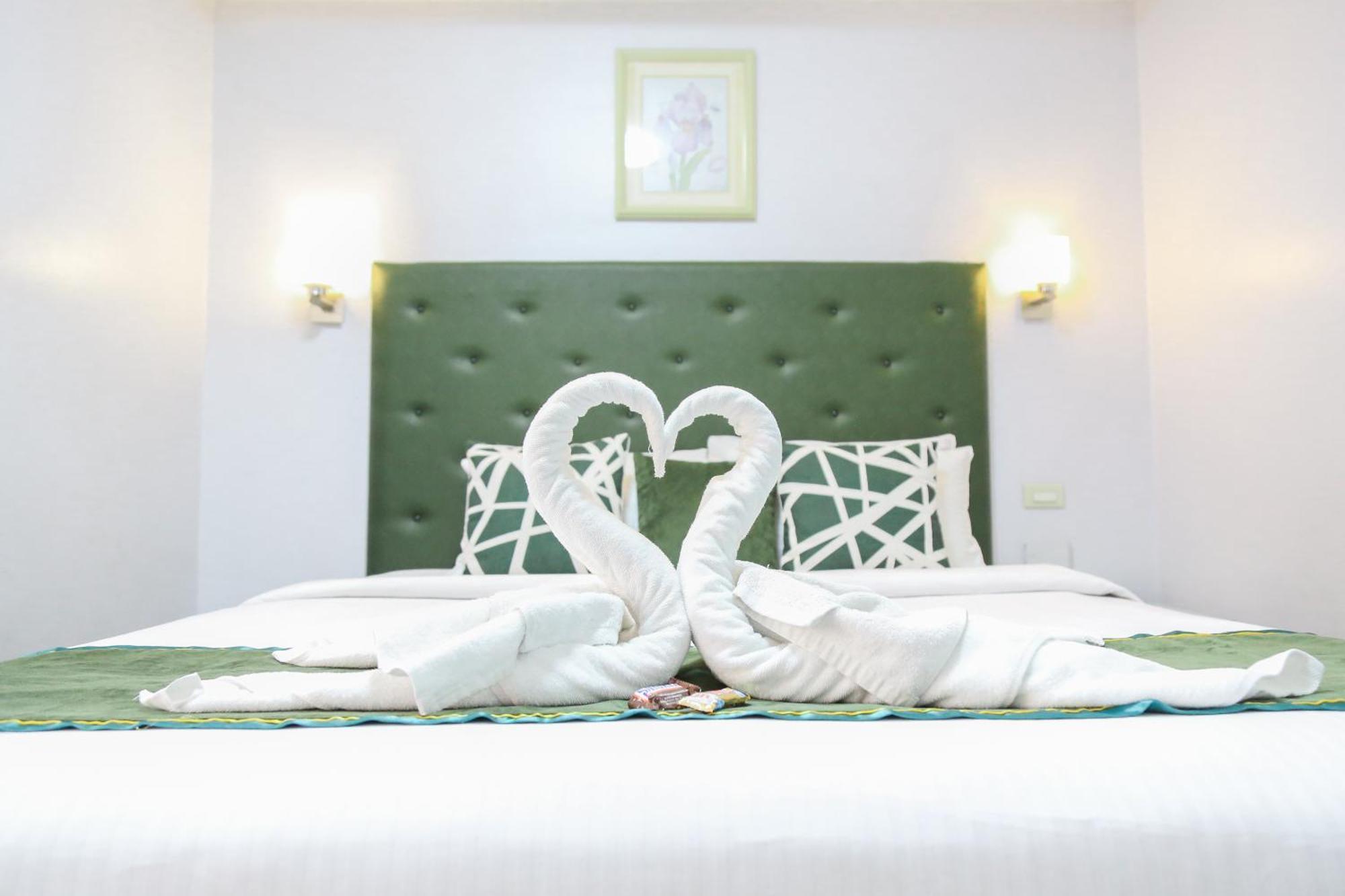 Pacific Bay Grand Suites มะนิลา ภายนอก รูปภาพ