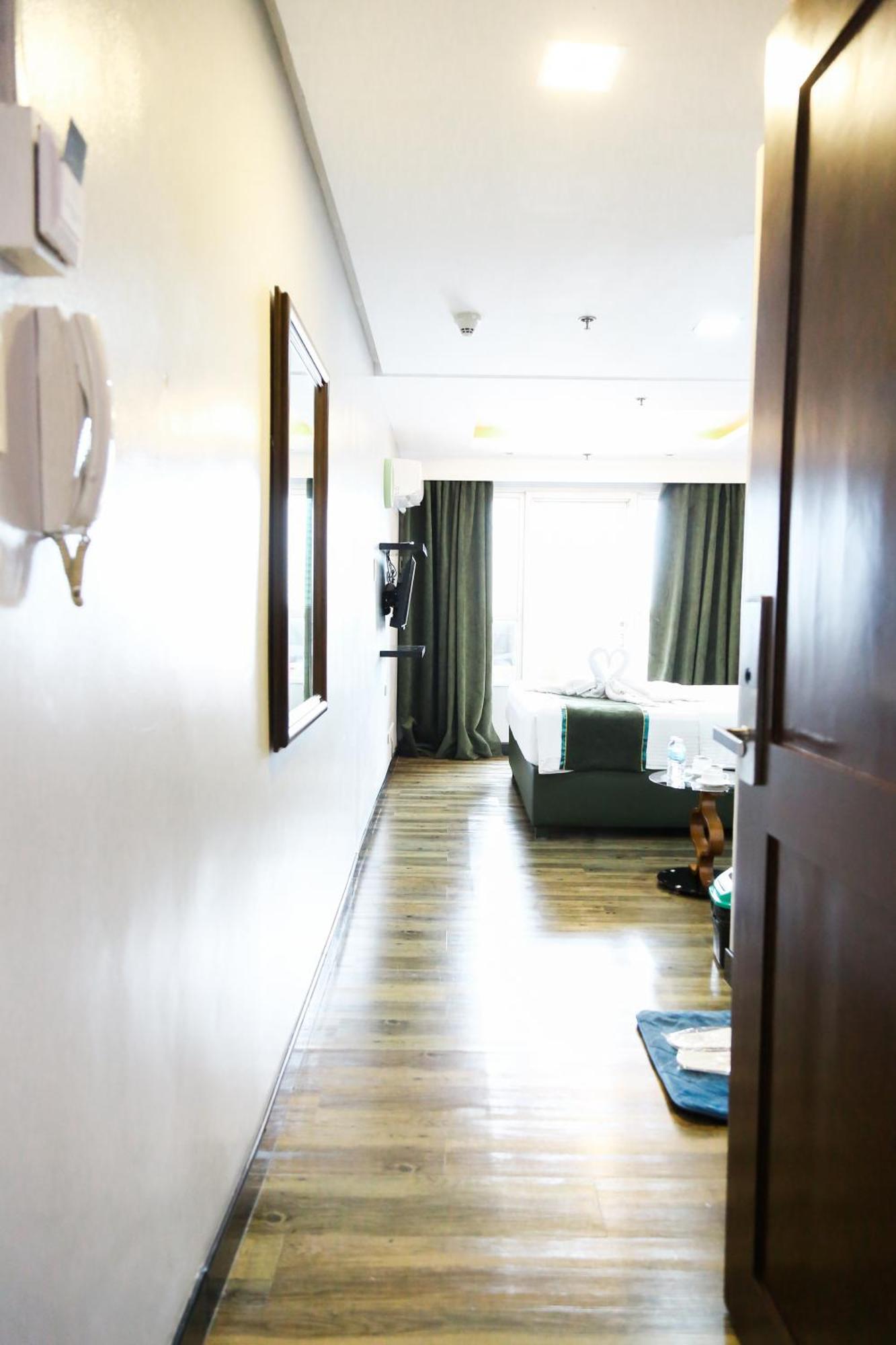 Pacific Bay Grand Suites มะนิลา ภายนอก รูปภาพ